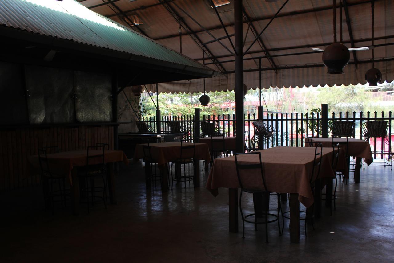 Kilimanjaro Backpackers Hotel Moshi Kültér fotó